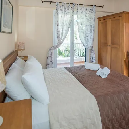 Rodi Villa *